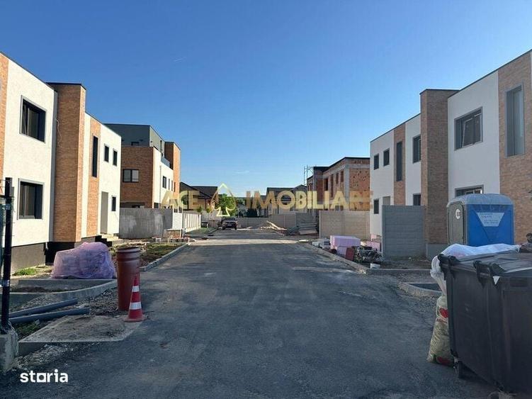 Casă cu 4 camere în Titan