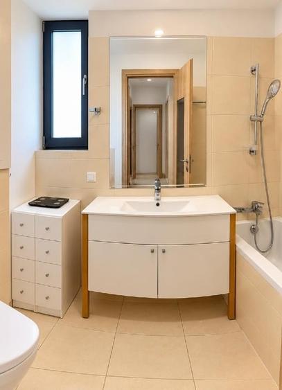 Apartament cu 3 camere, mobilat în Băneasa