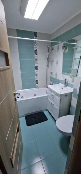 Apartament cu 3 camere decomandat în Turda