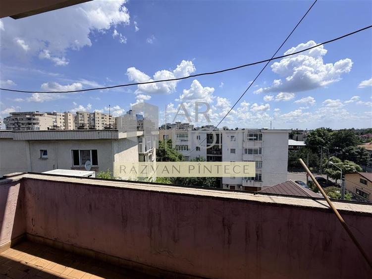 Apartament cu 3 camere decomandat în Ultracentral
