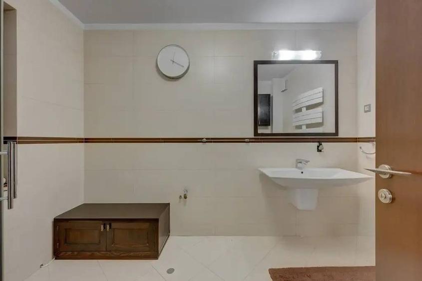 Vila de Lux perfecta pentru o familie / sediu de firma in... - 12