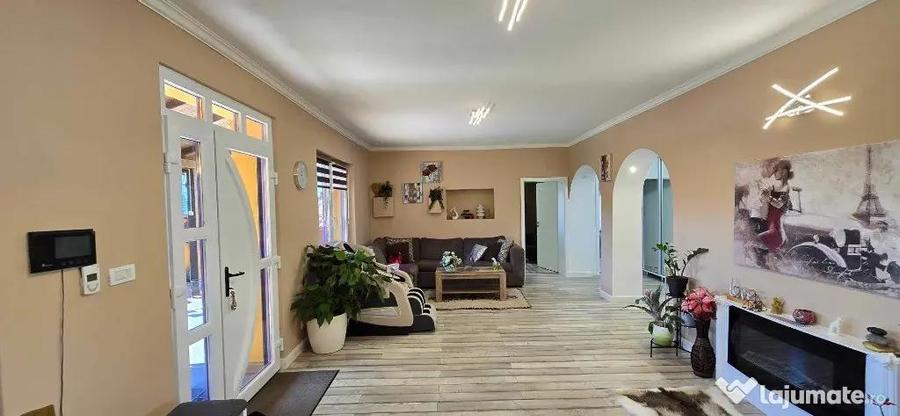 Casa de vanzare, dealuri, zona str.Beldiceanu - 12