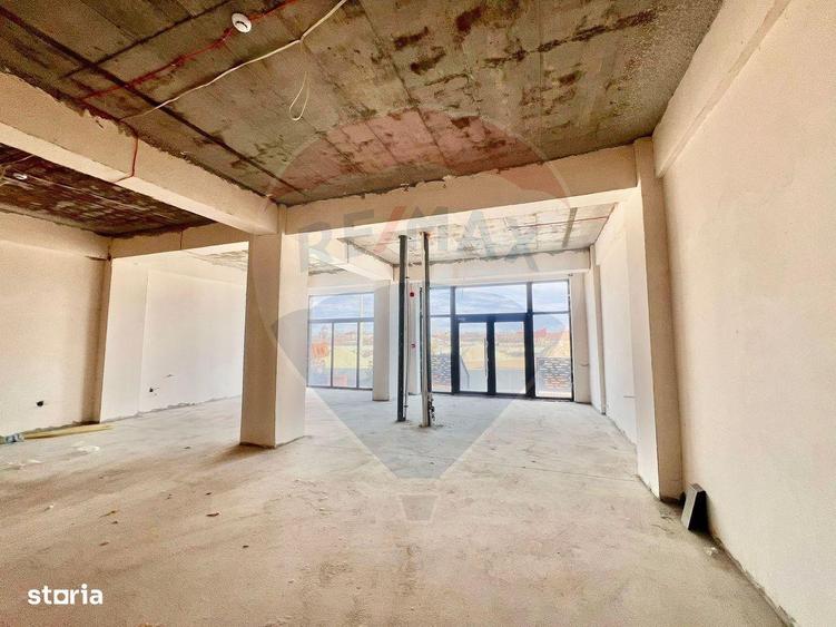 De vanzare spa?iu comercial 75,4mp, str Rapsodiei langa BBSO - 6