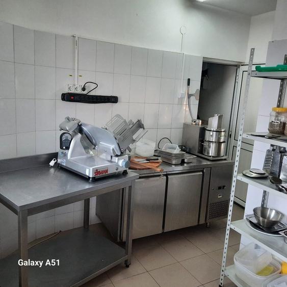 Inchiriez/Vand afacere pizzerie complet echipata - 4