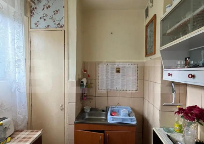 Apartament o camera, 23 mp, zona Tudor - 1