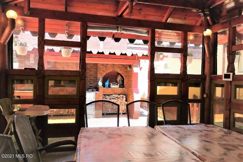 Mamaia Nord - Langa Mare, pensiune la cheie, 11 camere, 9 bai! - 37