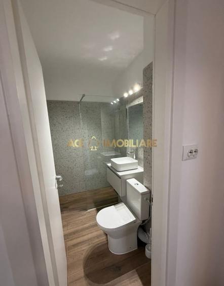 2 Camere de vanzare | 1 Decembrie 1918 | Metrou | 35 mp utili | renovat - 2