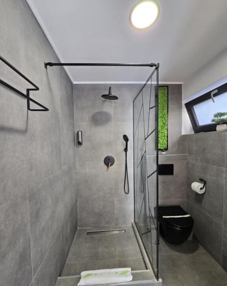 Cabane scandinave premium, vedere catre padure investi - 1