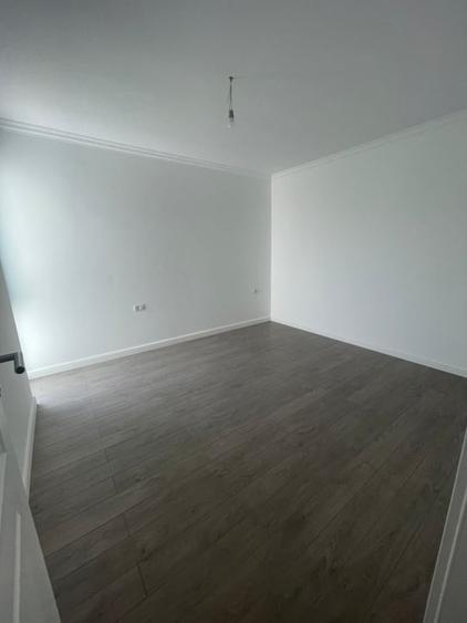 Duplex despartit prin camera tehnica - 11