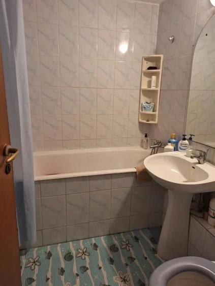 INCHIRIERI-APARTAMENT 2 CAMERE- MILITARI / LUJERULUI - 8