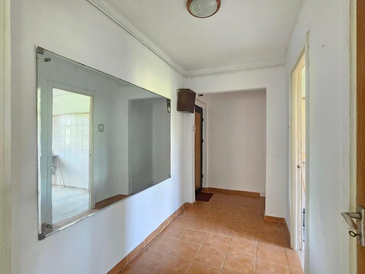3 camere Gorjului | 5 min Metrou | 66,6 mp | Etaj 4 | Ideal renovare | 89.000E - 1
