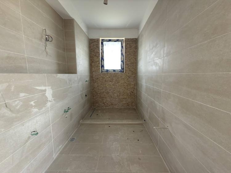 Vila 6 camere la alb - 12