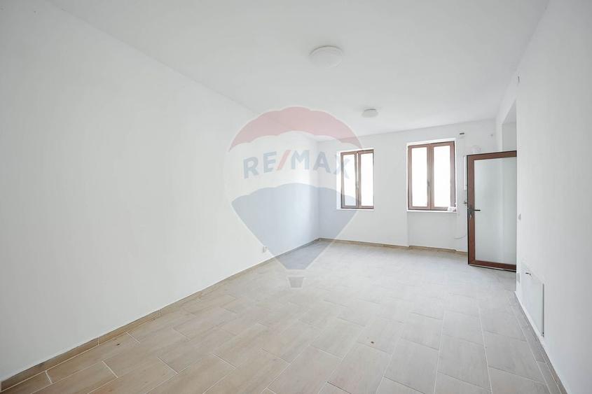 Spatiu Comercial De Vanzare, Ultracentral, Parcul Traian - 5