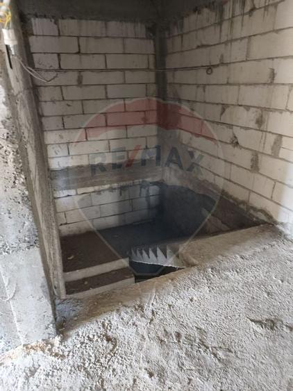 Casă / Vilă cu 5 camere de vânzare în zona Poiana Tapului - 19