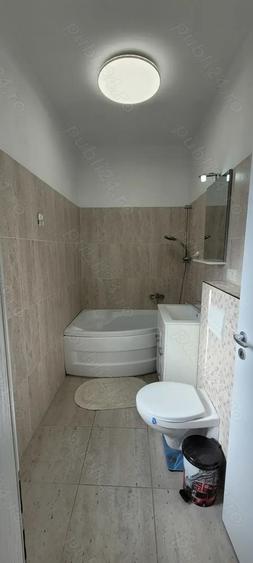 Casa moderna, mobilata, ocupabila imediat la Pi?chia. Zona lini?tita. - 4