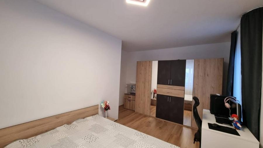 Apartament 3 camere gata de mutare , zona Urusagului, parcare subterana . - 8