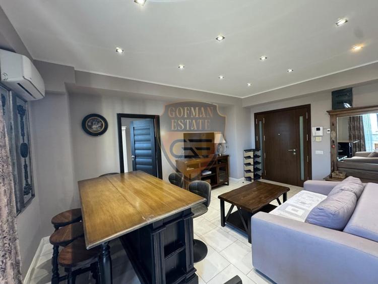 Apartament 3 Camere in Vila Sophia 1 Bld Mamaia temen lung - 1