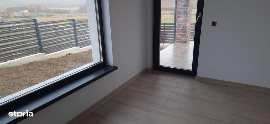 Casa noua parter la intrare in Curte?ti - 8