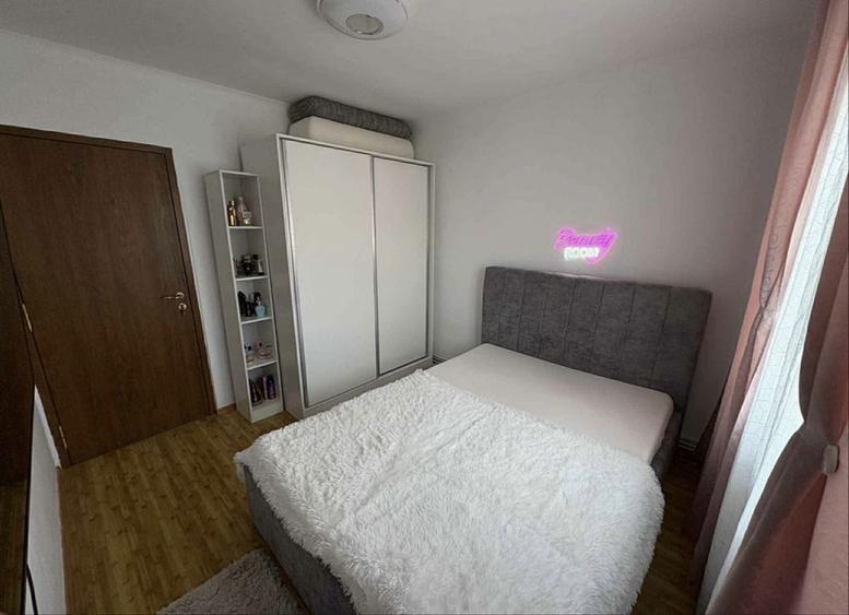 Vand Apartament cu 3 camere Curtea de Arges - 1