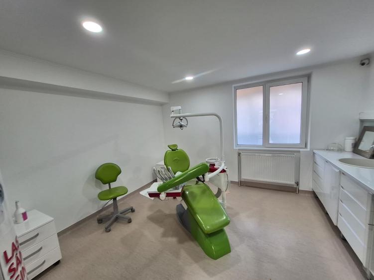 Spațiu comercial de vânzare – 90 mp – zonă  Strada Petru Rareș - 3