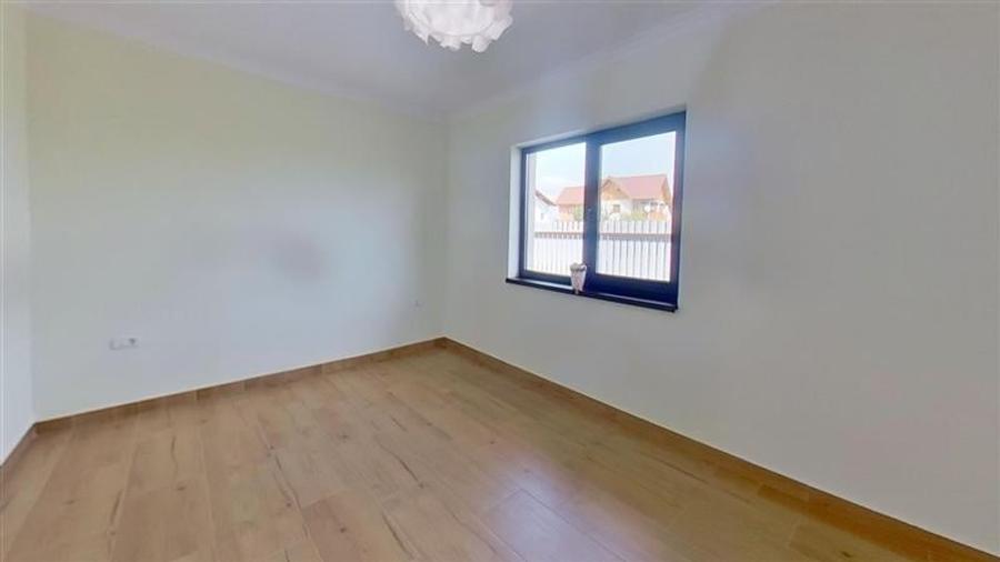 Distinctie rezedintiala pe 4 camere, 500 mp teren, Harman - 59