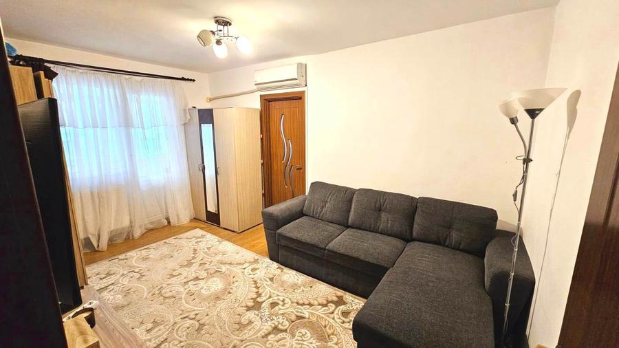 Apartament 3 camere, etaj 3/4, CT, geam baie, Alexandru - Piata Voievozilor - 1