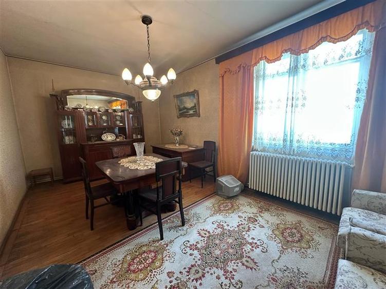 Apartament cu 3 camere decomandat în Luncă