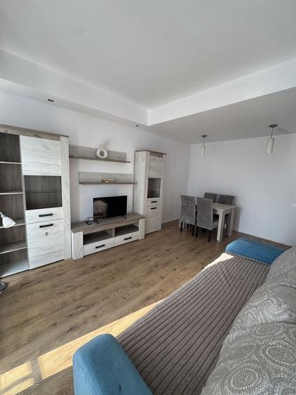 Apartament cu 2 camere decomandat în Tunari