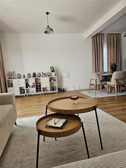 Duplex cu 4 camere cu Canalizare în Moșnița Nouă