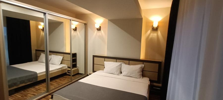 Apartament cu 3 camere de închiriat, zona Km 5 - 2