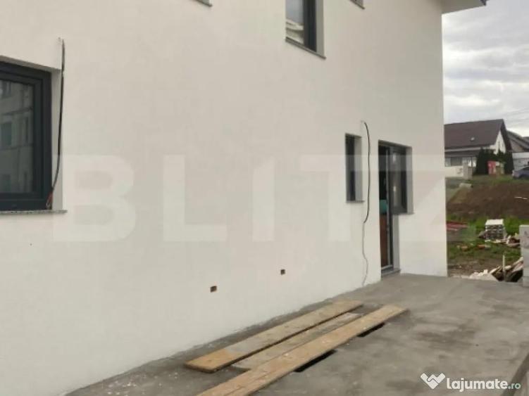 Duplex de vanzare, cu 4 camere, 114 mp util, 250 mp teren, z - 1
