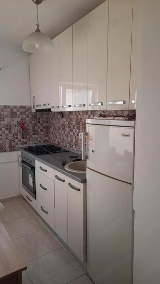 Inchiriez apartament cu o camera - 2