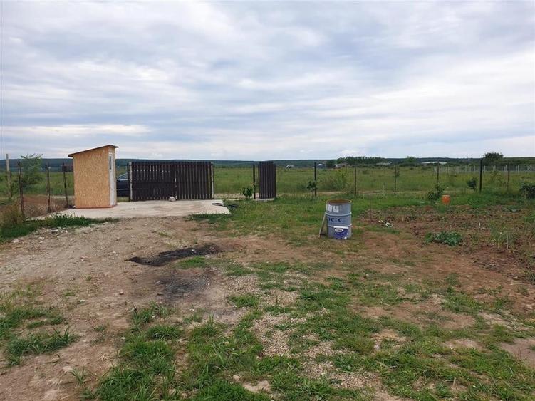 Teren intravilan cu cabana in Pausa - 8