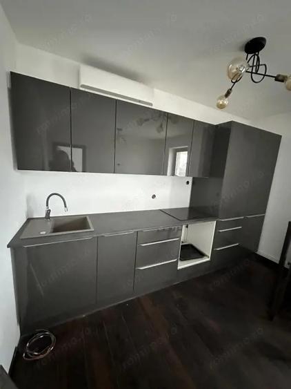 Vila Targul Saptamanal, P+2 - 24