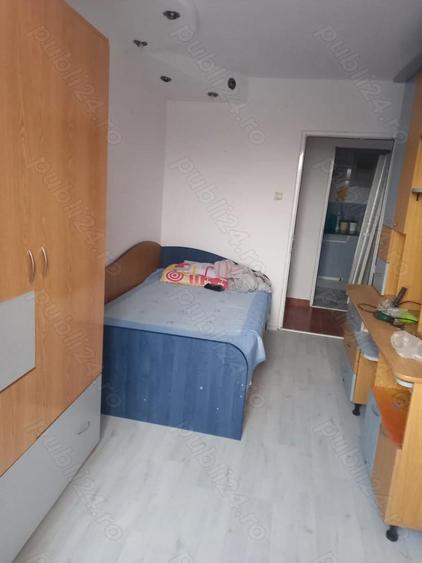 Inchiriez ap 3 cam dec etaj 3 - 7