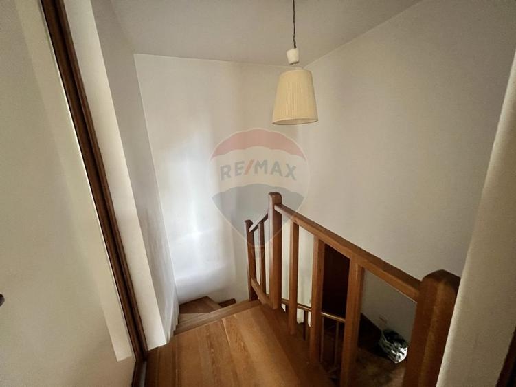 Casa de lemn cu teren generos de 1312 mp de vanzare in Fundulea - 21