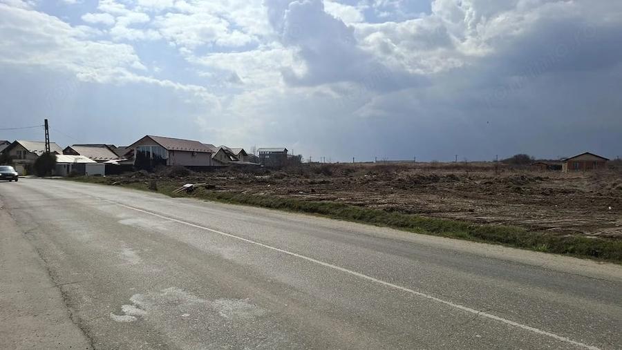 Teren de 489 mp, în Bradu