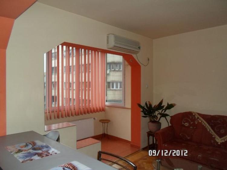 Vind apartament 2 camere  - 3