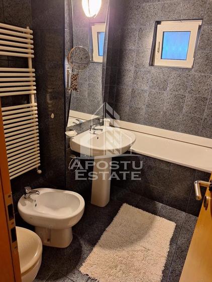 Apartament 4 camere zona Aradului , centrala proprie si garaj - 2
