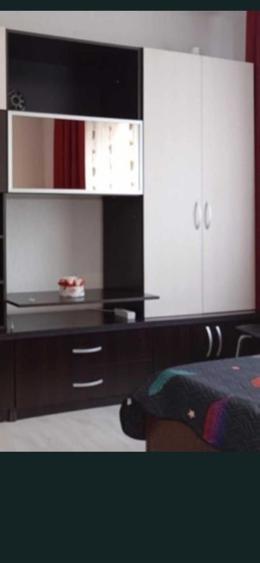 Garsoniera Tractorul- langa Coresi Mall - 1