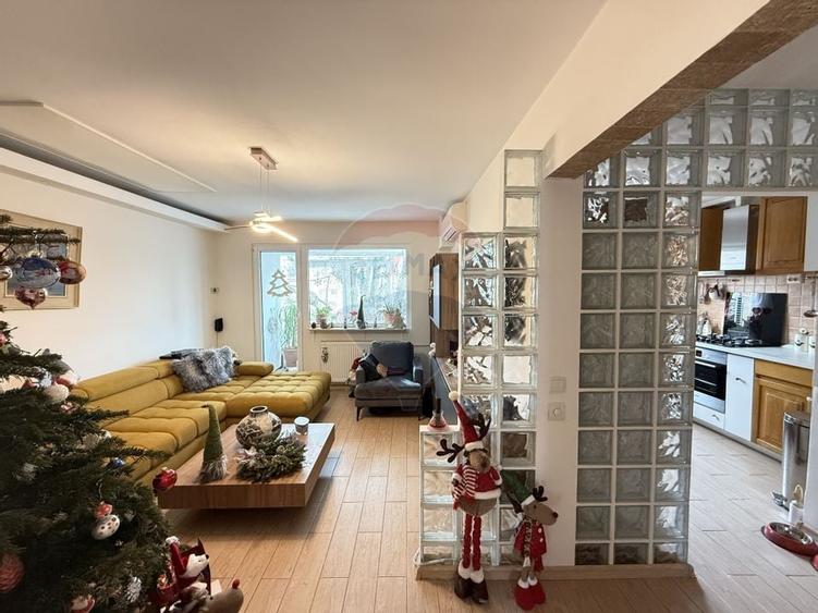 Apartament 3 camere  Aparatorii Patriei Berceni - 2