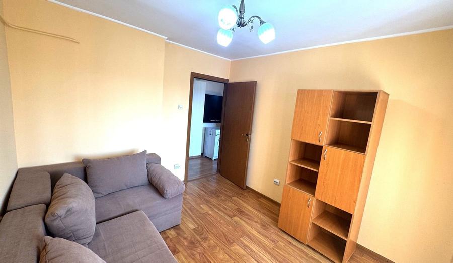 Apartament cu 3 camere decomandat, mobilat în Cantacuzino