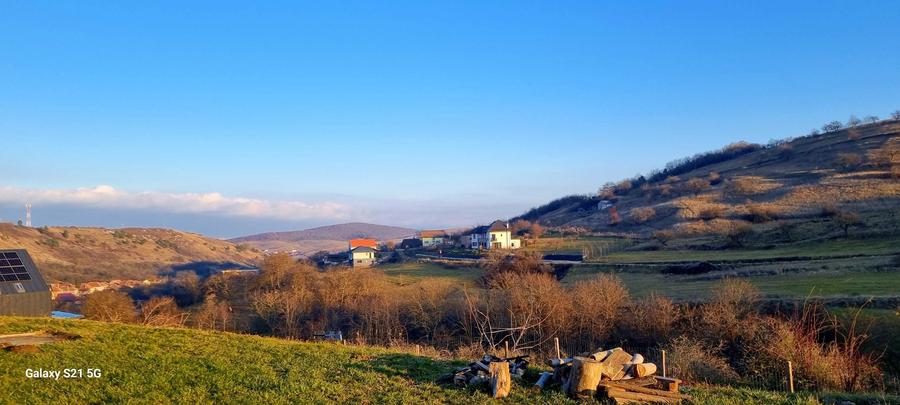 Inchiriez casa in Suceagu_Baciu la 12 km de Cluj_City cu sprafata de 160 mp - 1