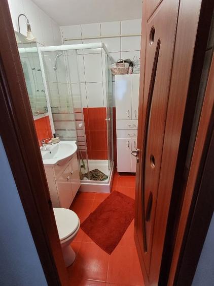 Apartament 2 camere decomandat, cartier Micro 5 - 8