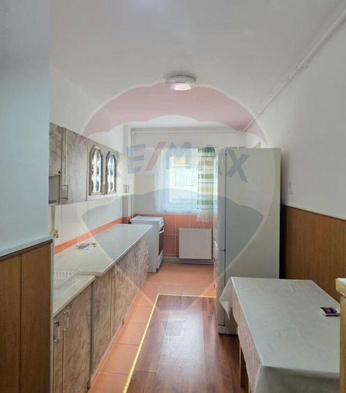 Apartament cu 2 camere confort 1 decomandat- Vitrometan - 6