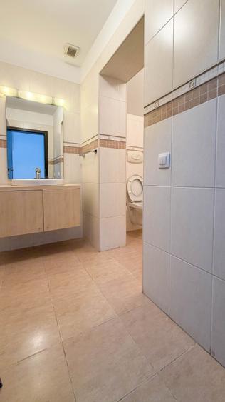 Pipera: Vila spatioasa cu 5 dormitoare si o curte de 350 mp ! - 22