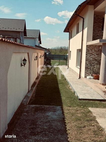 Casă cu 4 camere cu Canalizare în Albota