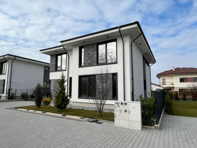 De vanzare vila individuala complex langa lac Corbeanca - 3