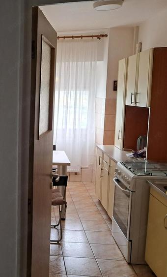 Inchiriez garsoniera, parc Tei, 300euro, direct proprietar exclus agentii imobiliari - 2