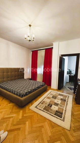 4 camere Magheru, interbelic, circular,2 balcoane, 2 băi geam, terasă, boxă, ASE